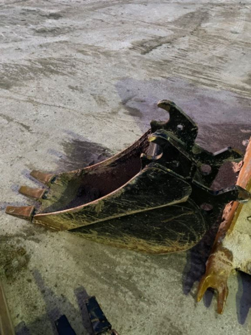 https://api.rdoequipment.com/api/EquipmentImage?imgID=17208032&filename=1_883B188B-AD63-43E6-A81A-55EB62E1B292.jpg