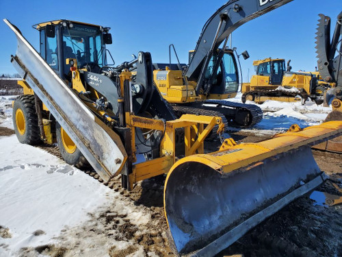 https://api.rdoequipment.com/api/EquipmentImage?imgID=17230157&filename=1_20240328_152453.jpg