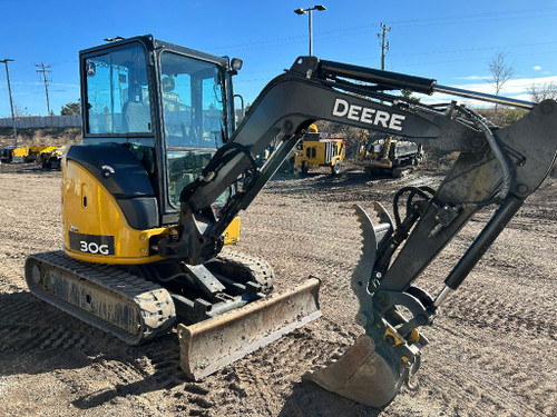 https://api.rdoequipment.com/api/EquipmentImage?imgID=17282406&filename=1_20240404_135408125_iOS.jpg