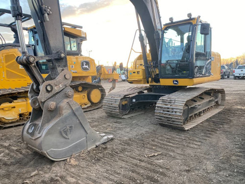 https://api.rdoequipment.com/api/EquipmentImage?imgID=17948788&filename=1_IMG_2943-1.jpg