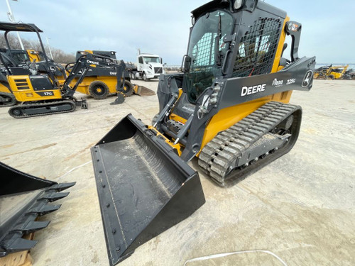 https://api.rdoequipment.com/api/EquipmentImage?imgID=17349763&filename=1_808FE72E-EBF3-4800-A6AD-80A73F83C19A.jpg
