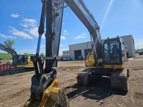 https://api.rdoequipment.com/api/EquipmentImage?imgID=17951834&filename=1_20240517_103108.jpg