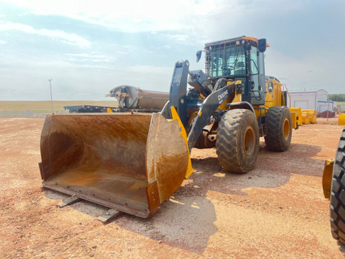 https://api.rdoequipment.com/api/EquipmentImage?imgID=18388715&filename=1_IMG_2245.jpg