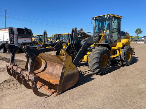 https://api.rdoequipment.com/api/EquipmentImage?imgID=17878554&filename=1_Z052602---01.jpg