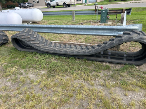 https://api.rdoequipment.com/api/EquipmentImage?imgID=18338442&filename=1_Z107690---01.jpg
