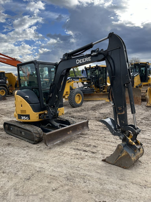 https://api.rdoequipment.com/api/EquipmentImage?imgID=17527783&filename=1_IMG_1844.jpg