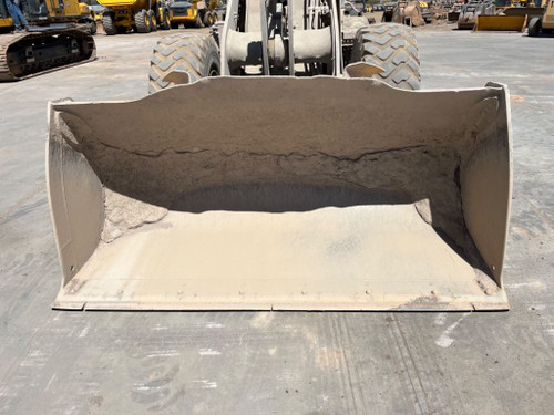 https://api.rdoequipment.com/api/EquipmentImage?imgID=18465597&filename=1_BB5CC912-0B48-4CB9-966C-C19F17A936D3.jpg
