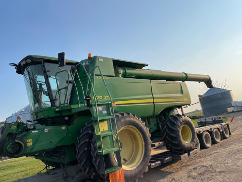 https://api.rdoequipment.com/api/EquipmentImage?imgID=20372172&filename=1_6981F5F2-90AB-4F05-9F9E-E4C2FF9E08FF.jpg