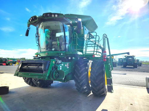 https://api.rdoequipment.com/api/EquipmentImage?imgID=17511417&filename=1_X081823---01.jpg