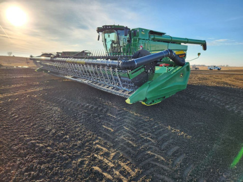 https://api.rdoequipment.com/api/EquipmentImage?imgID=19963316&filename=1_Z034024---01.jpg