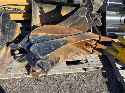 https://api.rdoequipment.com/api/EquipmentImage?imgID=21484914&filename=1_20251007_155133.jpg