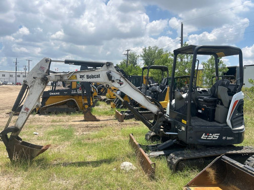 https://api.rdoequipment.com/api/EquipmentImage?imgID=23510923&filename=1_Z220643---01.jpg