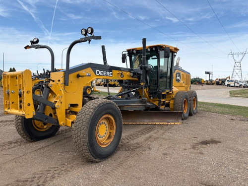 https://api.rdoequipment.com/api/EquipmentImage?imgID=23002741&filename=1_20260416_180552593_iOS.jpg