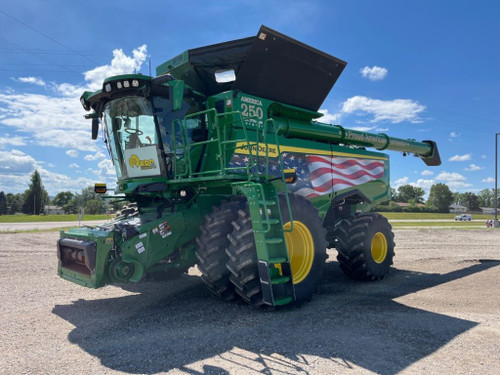 https://api.rdoequipment.com/api/EquipmentImage?imgID=23572867&filename=1_Z197961---01.jpg