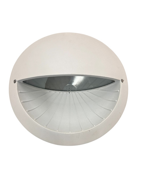HUBBELL 26W Step Light
