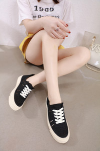 Remi Black Sneakers