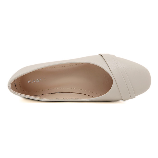 Elif Beige Flats