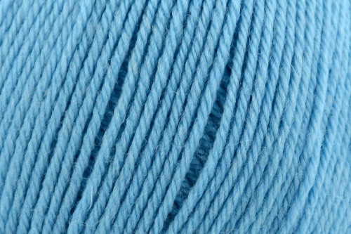 Universal Yarn Deluxe Bulky Superwash Wool - #917 Summer Sky