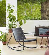 Cane-Line Copenhagen Outdoor Chair - Lava Grey - Lifestyle 1