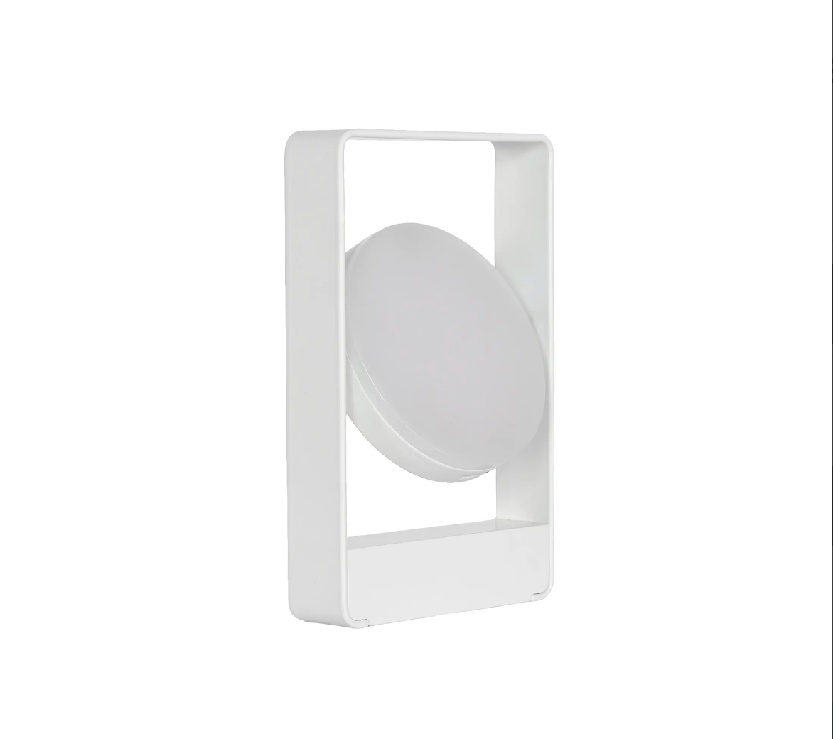 Case Mouro Portable Lamp