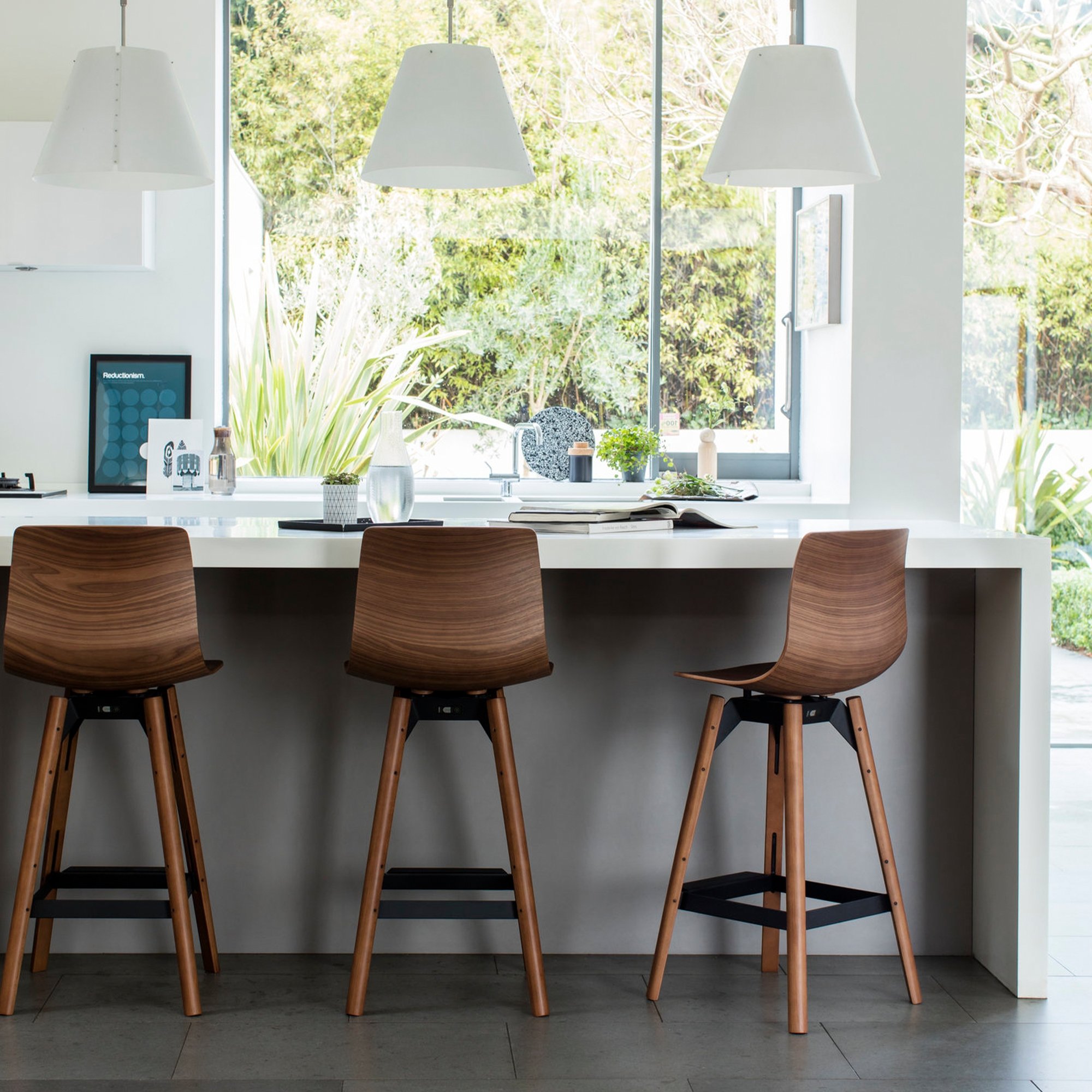 Case Loku Stool - Wood Base