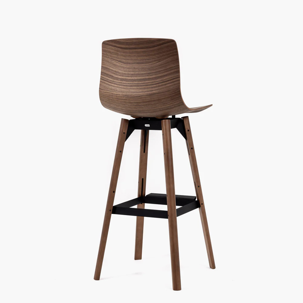Case Loku Stool - Wood Base