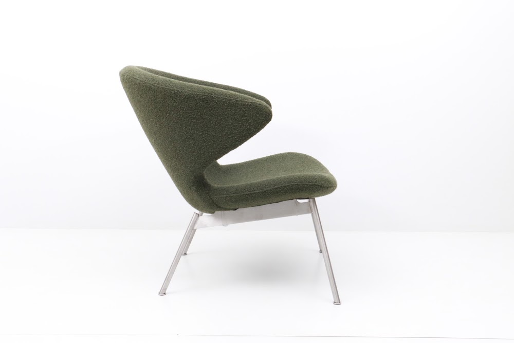 Case Ella Lounge Chair Moss Side