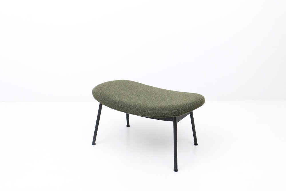 Case Ella Ottoman Moss