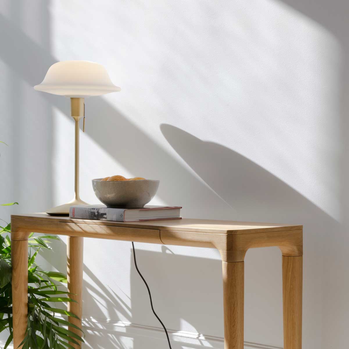 Umage Heart 'N' Soul Console Table Oak Lamp