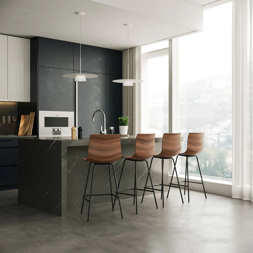 Case Loku Stool - Steel Base