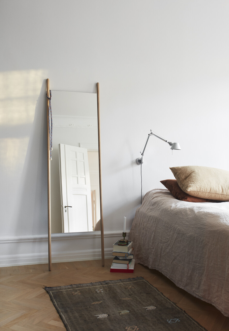 Fritz Hansen Georg Mirror