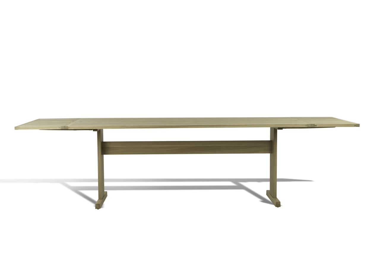 Mavis Arv Dining Table