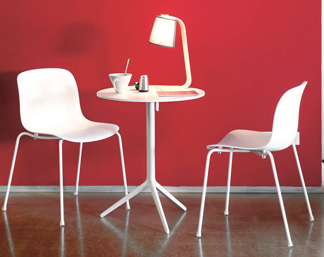 Magis Central Circular Table by Ronan & Erwan Bouroullec