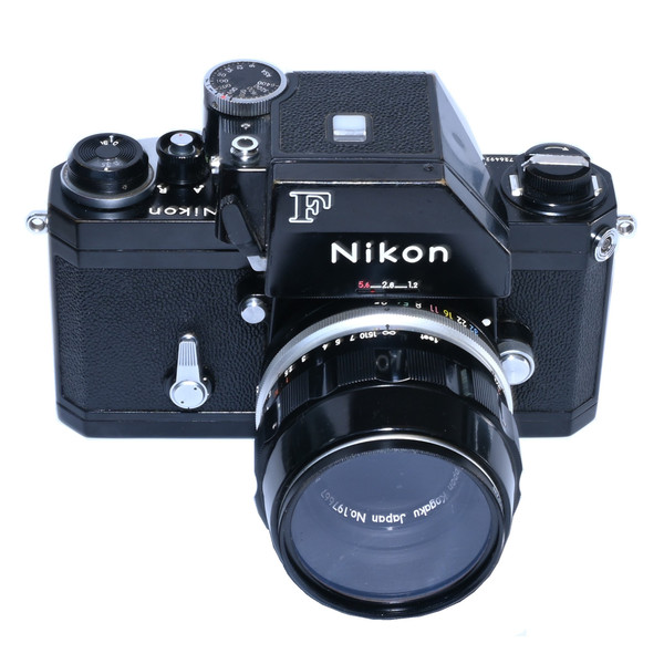 Nikon F Photomic FTn Black Body with 55mm f/3.5 Micro Lens (Used)