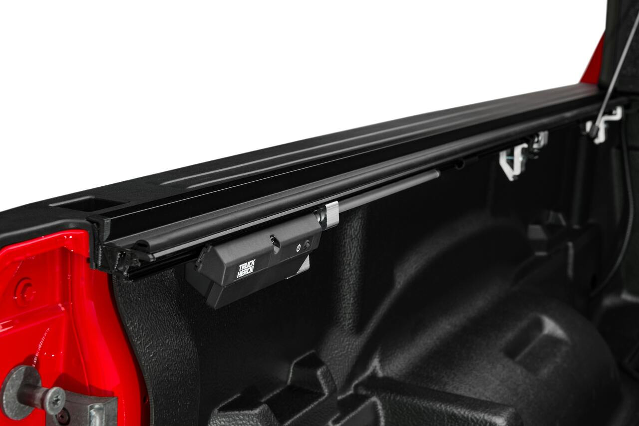 ArmorFlex Hard Folding Bed Cover | (14-18) Silverado/Sierra 1500, (15-19) Silverado/Sierra 2500/3500), 6' Bed | AX12019