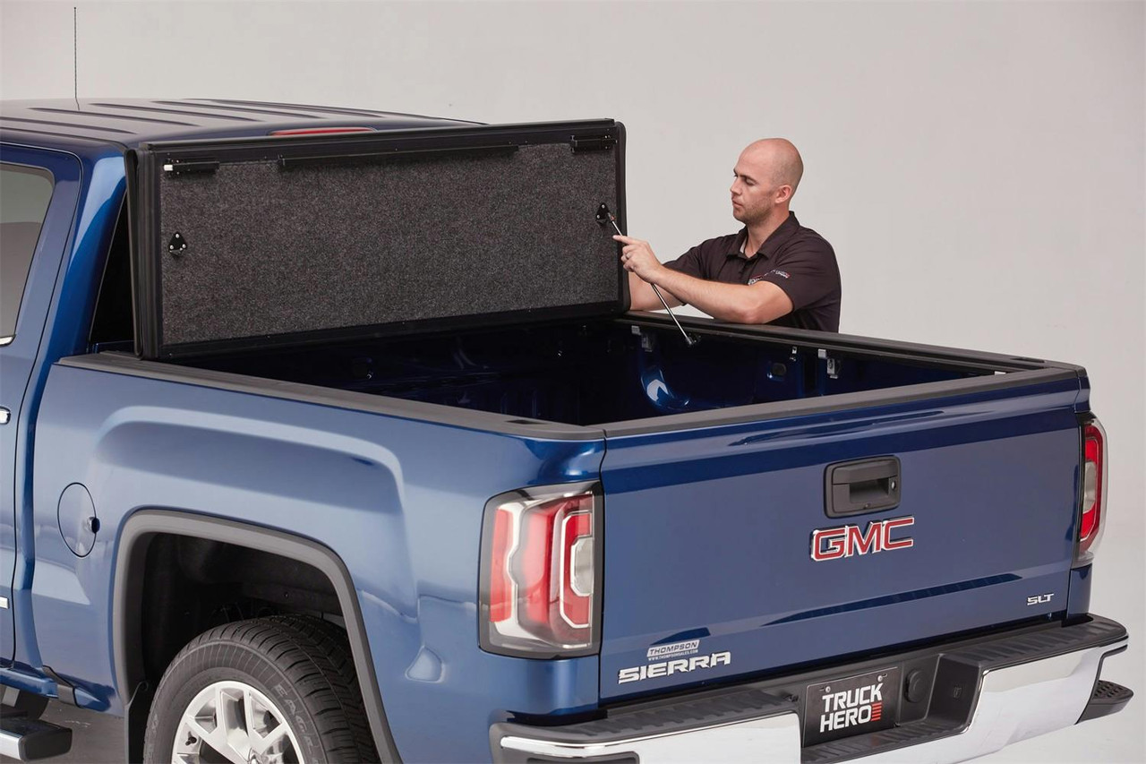 UltraFlex Hard Folding Bed Cover | (15-20) F-150, 6' Bed | UX22020