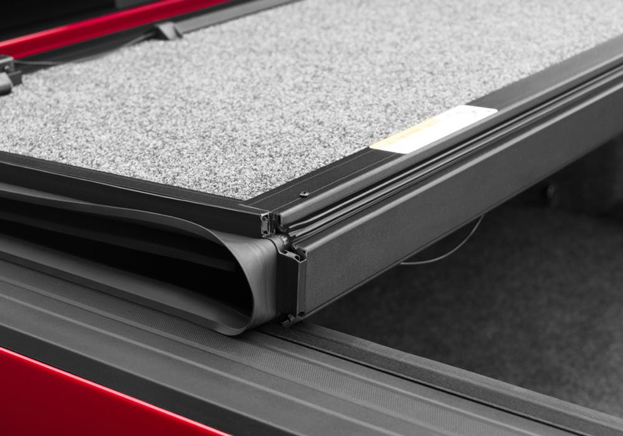 UltraFlex Hard Folding Bed Cover | (05-15) Tacoma, 6' Bed | UX42003
