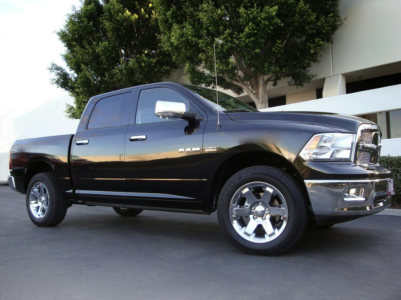 Powerstep Electric Drop Running Board | (13-15) Ram 1500/2500/3500 | 76138-01A