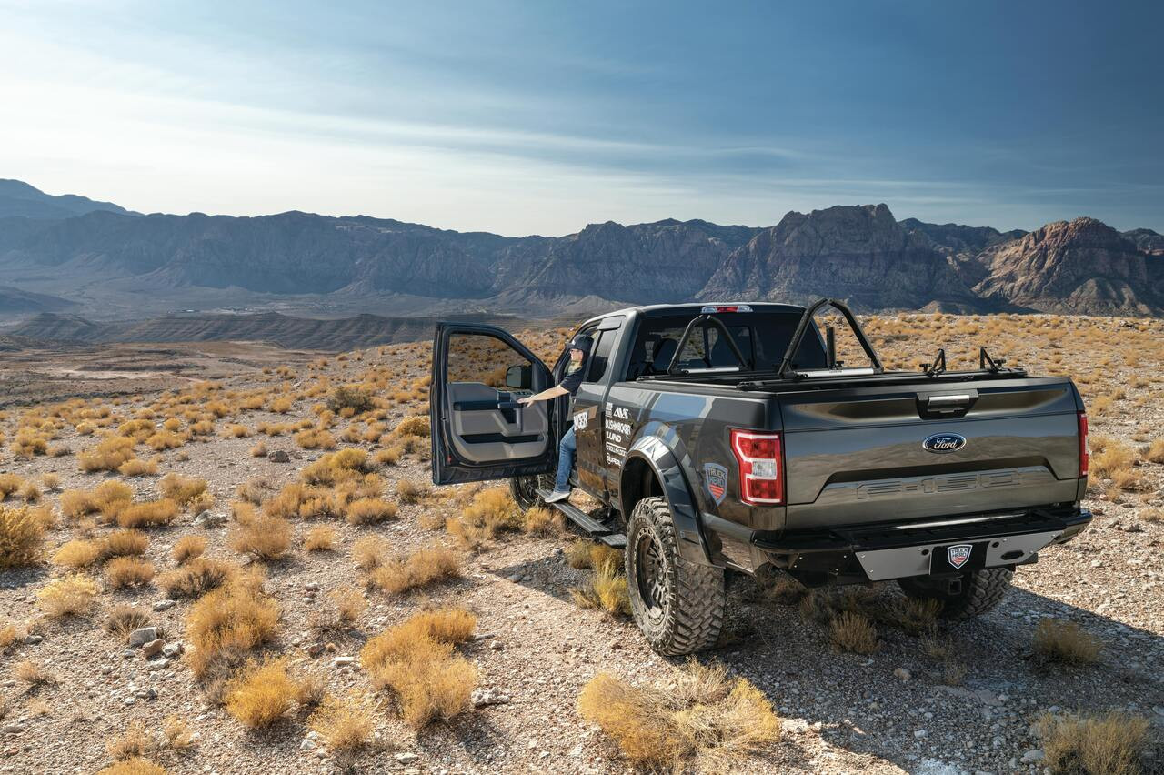 Powerstep Smart Electric Drop Running Board | (20-23) Silverado/Sierra 2500/3500 | 86254-01A