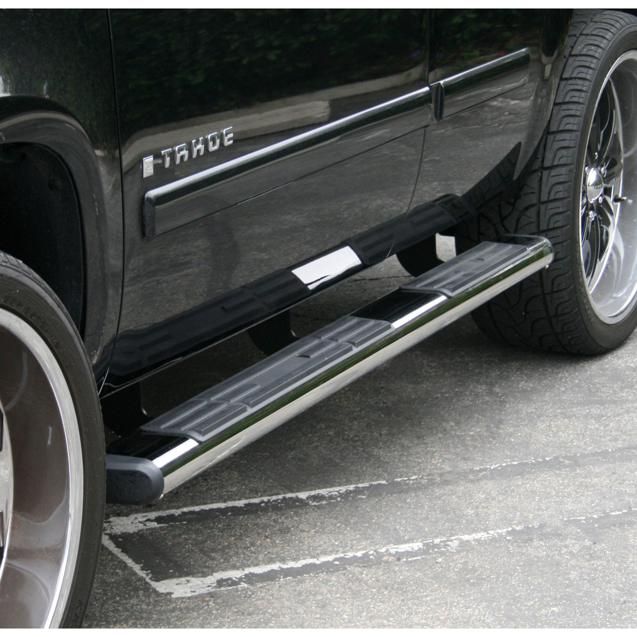 6" Oval Side Steps, Polished Stainless | (07-18) Silverado/Sierra 1500, (07-19) Sierra 2500HD/3500HD, (07-19) Silverado 2500HD, (08-19) Silverado 3500HD, Extended Cab, Extended Cab (gas) | 4444002
