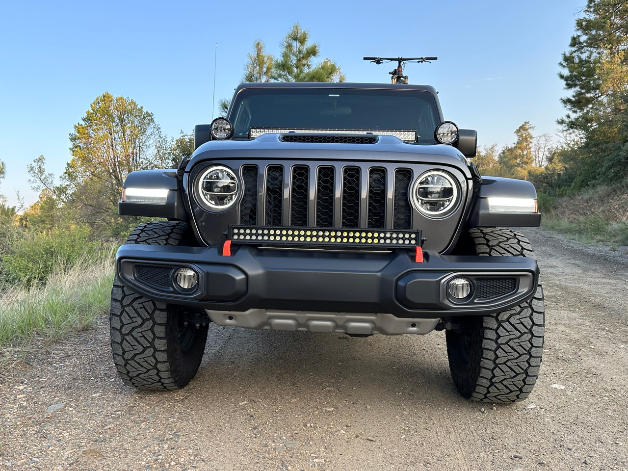 Front Bumper Light Bar Mounting Bracket, 30 Inch | (18-25) Wrangler JL, (20-25) Gladiator JT | JL5617
