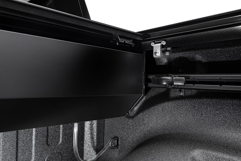 RetraxPRO MX Retractable Bed Cover | (09-18) Ram 1500, 5' Bed | 80231