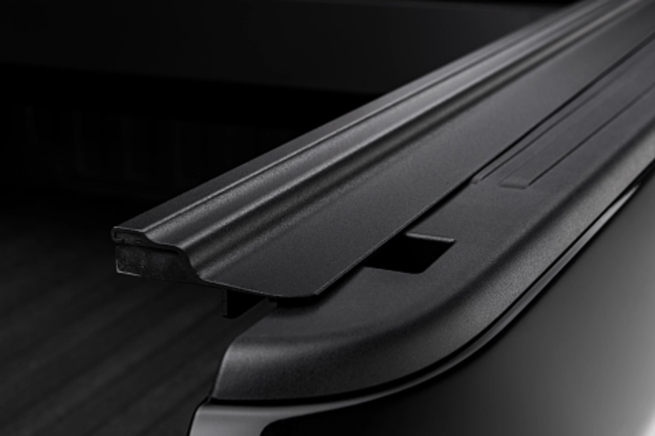 RetraxPRO MX Retractable Bed Cover | (09-24) Ram 1500 Classic, (10-18) Ram 2500/3500, 6' Bed | 80232