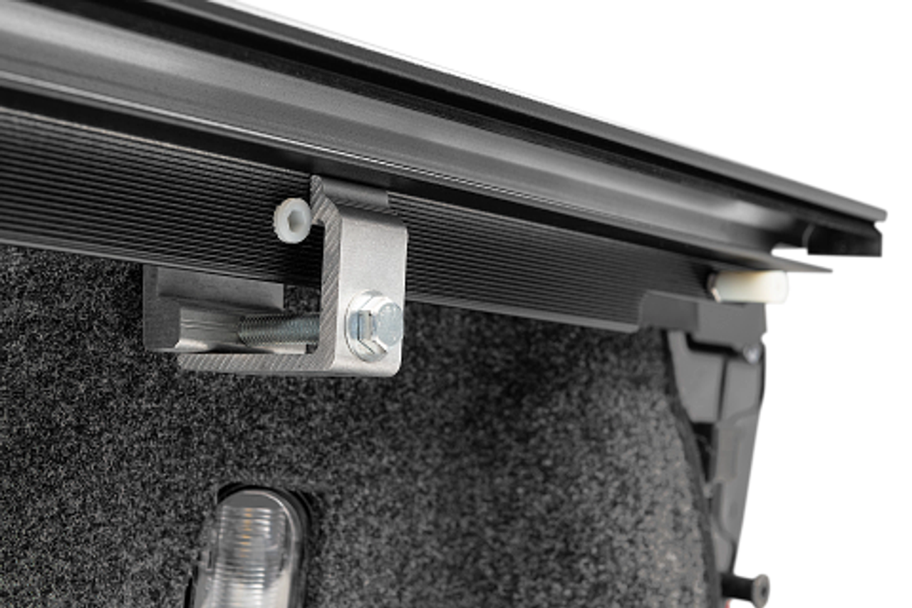 RetraxPRO MX Retractable Bed Cover | (15-20) F-150, 6' Bed | 80374