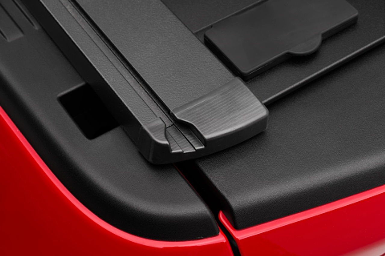 RetraxPRO XR Retractable Bed Cover | (19-23) Ram 1500 | T-80243