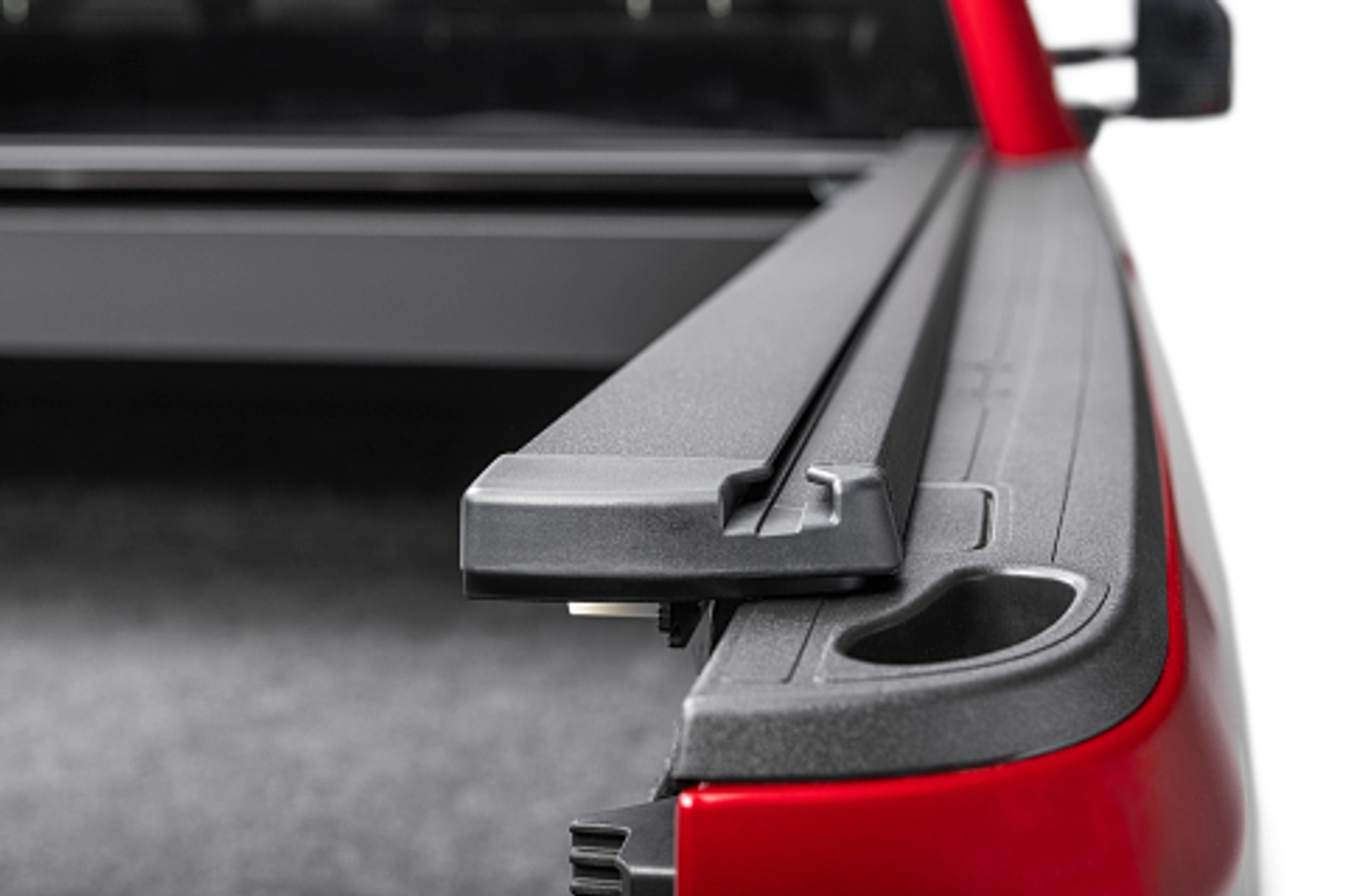 RetraxPRO XR Retractable Bed Cover | (99-16) Super Duty F-250/F-350 | T-80323