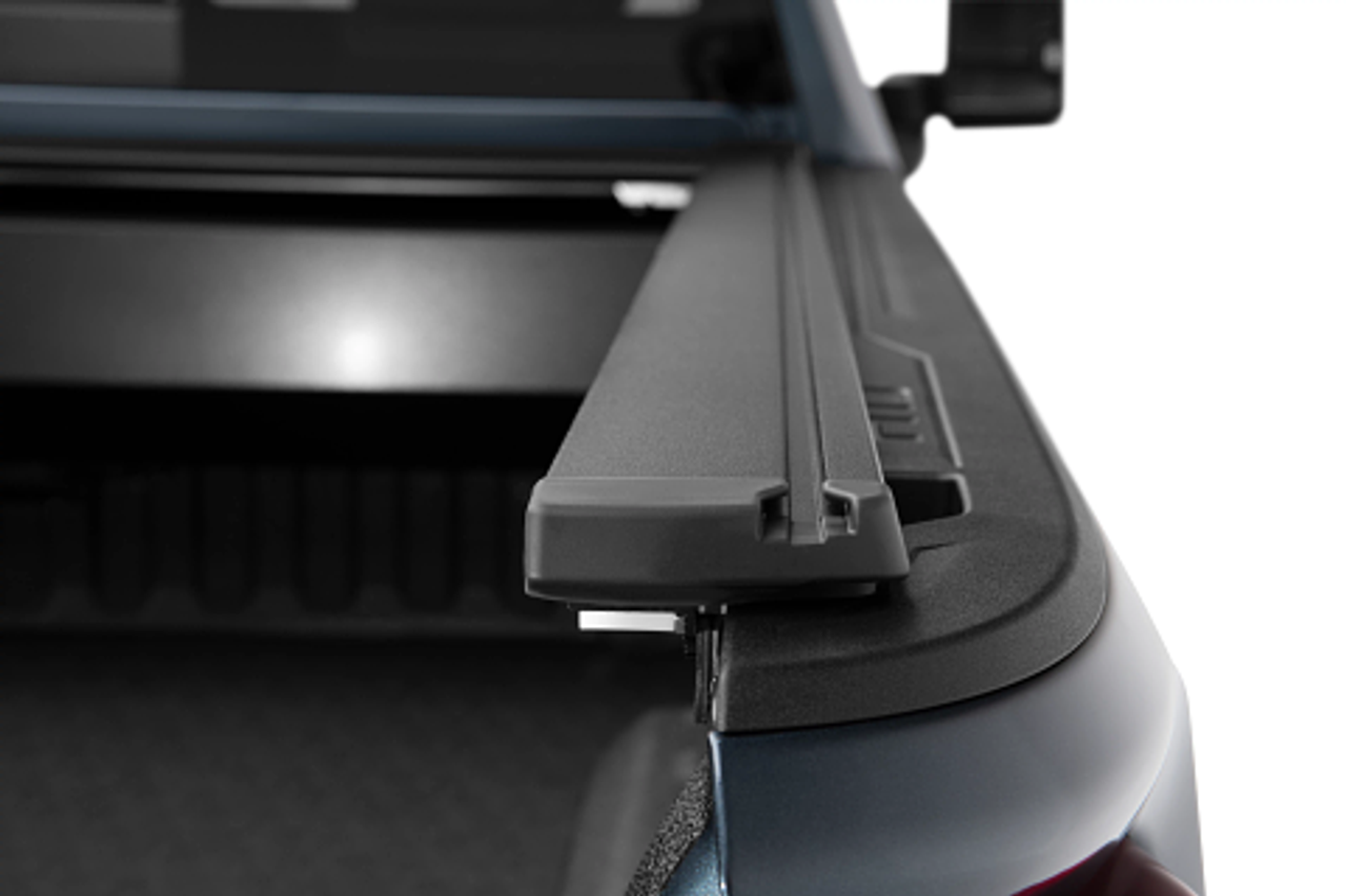 RetraxPRO XR Retractable Bed Cover | (14-19) Silverado/Sierra 1500 Classic, (15-19) Silverado/Sierra 2500/3500 | T-80462