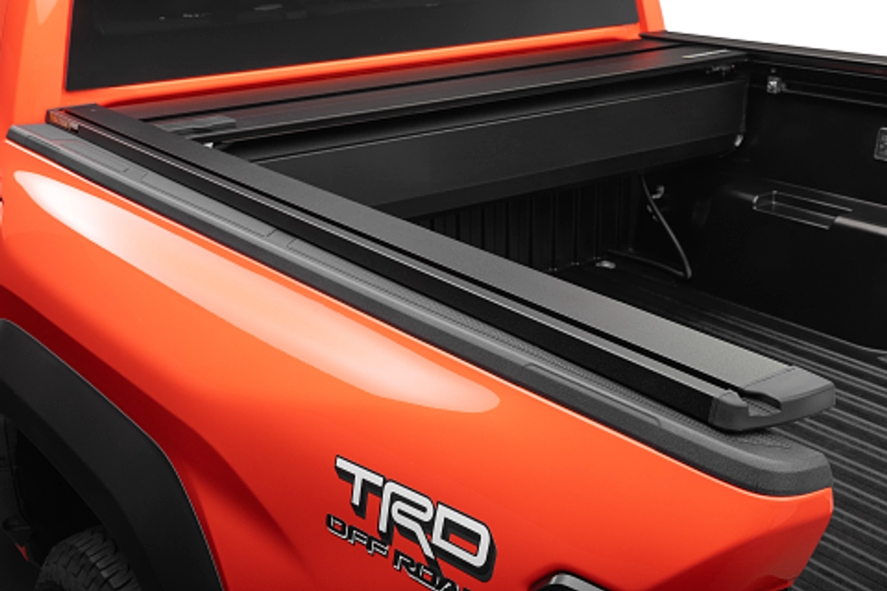 RetraxPRO XR Retractable Bed Cover | (16-23) Tacoma, 5' Bed, Double Cab  | T-80851