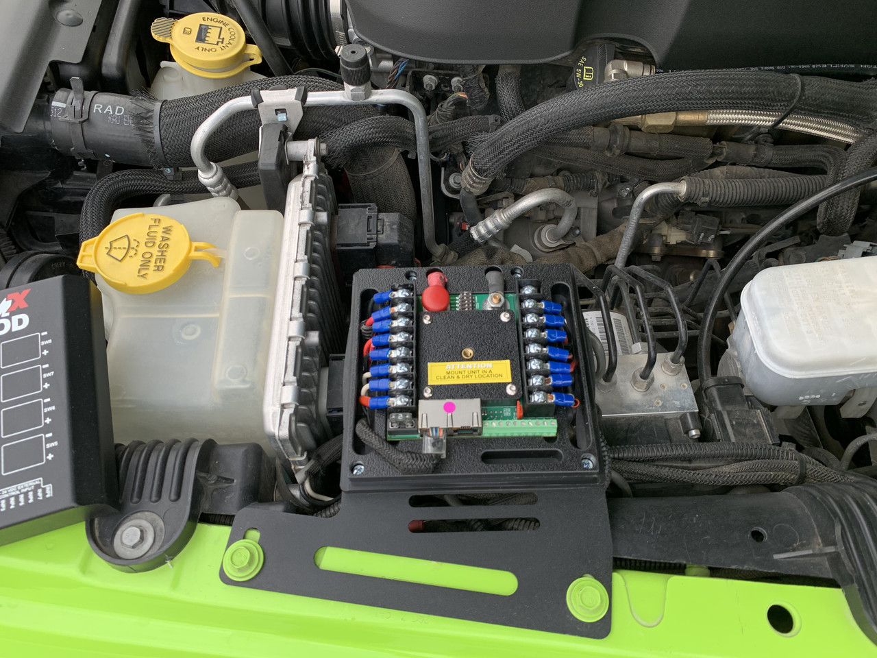 BantamX Accessory Control System, Green | (09-18) Wrangler JK, 2018 Wrangler JL  | 870075