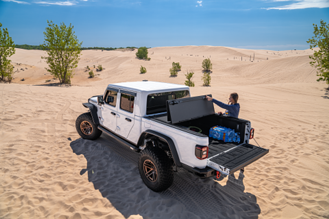 BAK Industries G2 Hard Folding Truck Bed Cover | (20-23) Gladiator JT, 5' Bed | 226701